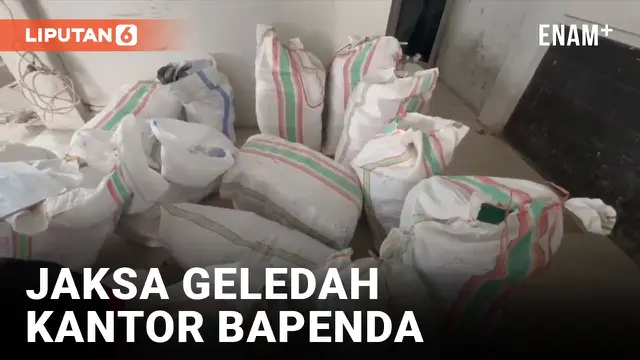 VIDEO: Sejumlah Dokumen Penting Disita Kejari Palu saat Geledah Kantor Bapenda
