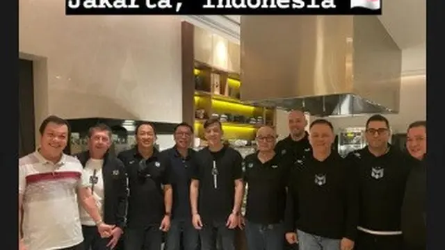 Mesut Ozil ke Jakarta, Indonesia (Foto: Instagram @m10_official)