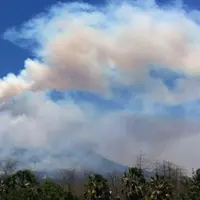 Gunung Agung berstatus siaga, jangan buat masyarakat lebih panik dengan berita hoax. (Istimewa/BNPB)