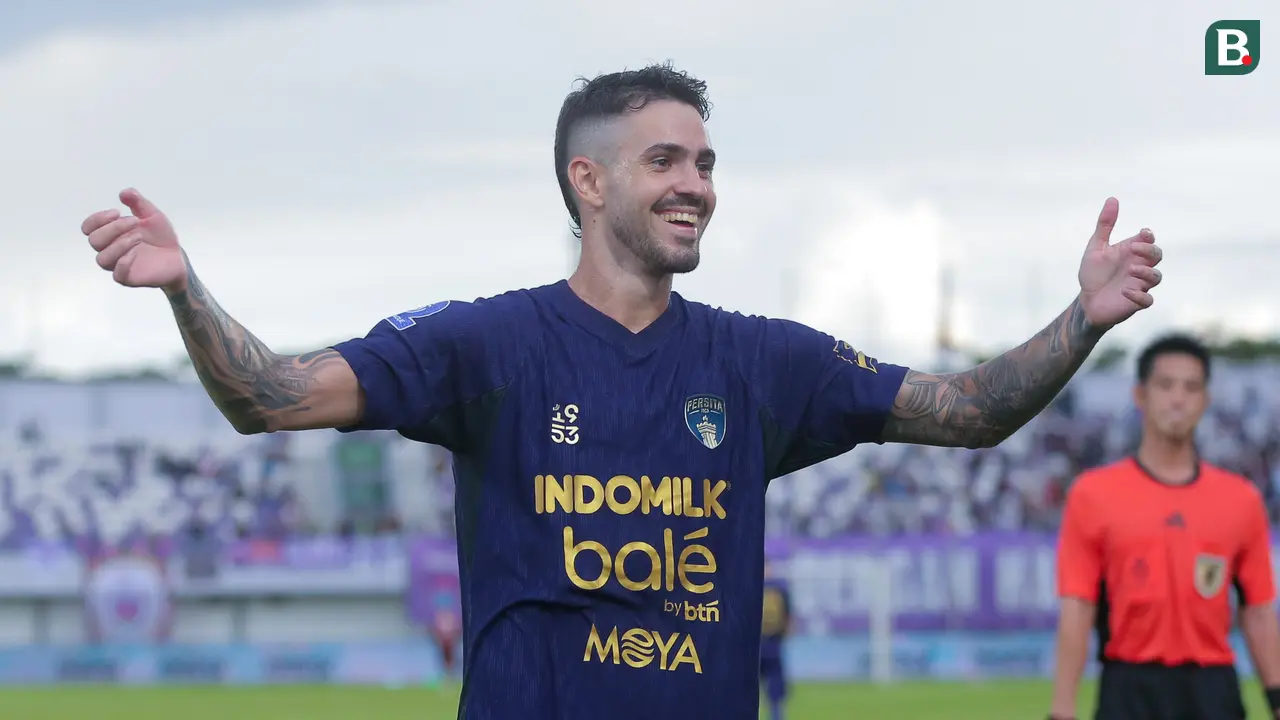 Foto: Parade Aksi Rayco Rodriguez, Pemain Lincah dengan Umpan Akurat Milik Persita Tangerang
