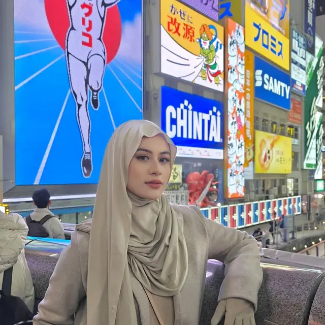 6 Potret Terbaru Betari Ayu, Pemeran Zahro di Para Pencari Tuhan Jilid 13 Tahun 2020