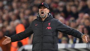 Reaksi pelatih kepala Liverpoo, Jurgen Klopp saat laga pekan ke-31 Liga Inggris 2022/2023 melawan Leeds United di Elland Road, Leeds, Selasa (18/04/2023). The Reds menang dengan skor 6-1. (AFP/Oli Scarff)
