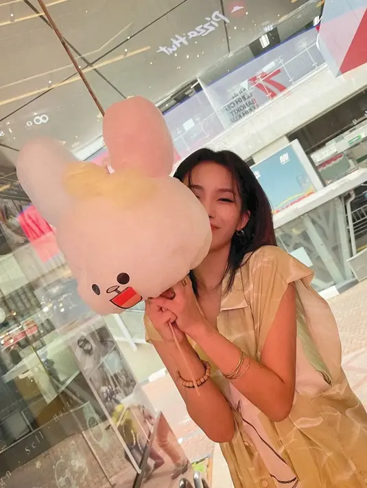 Soyeon (G)I-dle di Jakarta . (Foto: Instagram/ tiny.pretty.j)