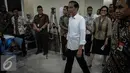 Presiden Jokowi saat sidak di Kantor Pusat Dirjen Pajak, Jumat (30/9). Jokowi mengaku mendapat banyak permintaan agar Tax Amnesty diperpanjang dan berjanji akan memberikan kemudahan administrasi hingga Desember 2016. (Liputan6.com/Faizal Fanani)