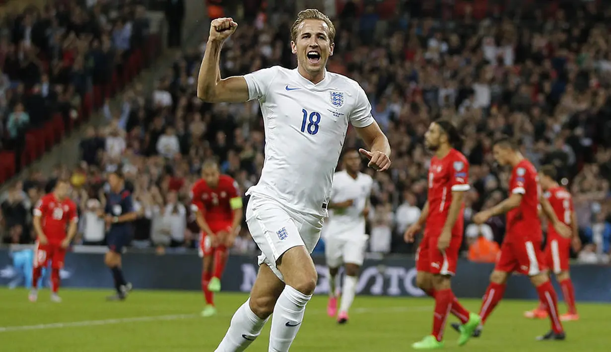 3. Harry Kane (Tottenham), striker masa depan Inggris ini memiliki penampilan yang stabil. Musim ini dirinya sudah berhasil mencetak 15 gol dari 25 penampilan di ajang Liga Inggris. (AFP/Adrian Dennis)