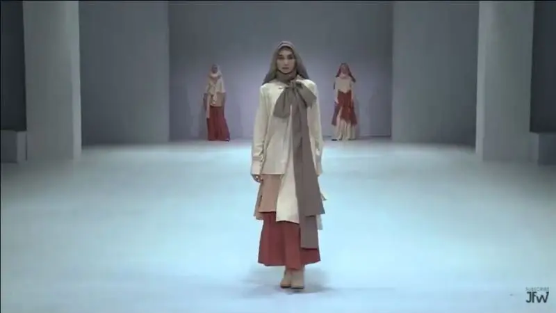 Ragam Modest Wear di JFW 2022, dari Dominasi Warna Tanah sampai Fesyen Berkelanjutan