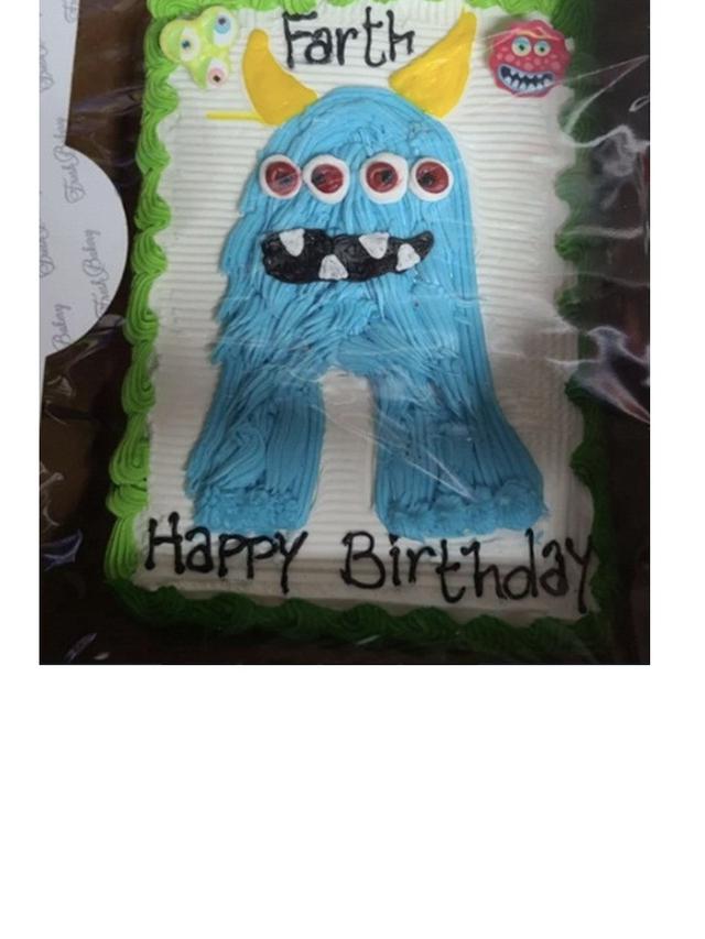 7 Dekorasi Gagal Kue Ulang Tahun Ini Bikin Tepuk Jidat