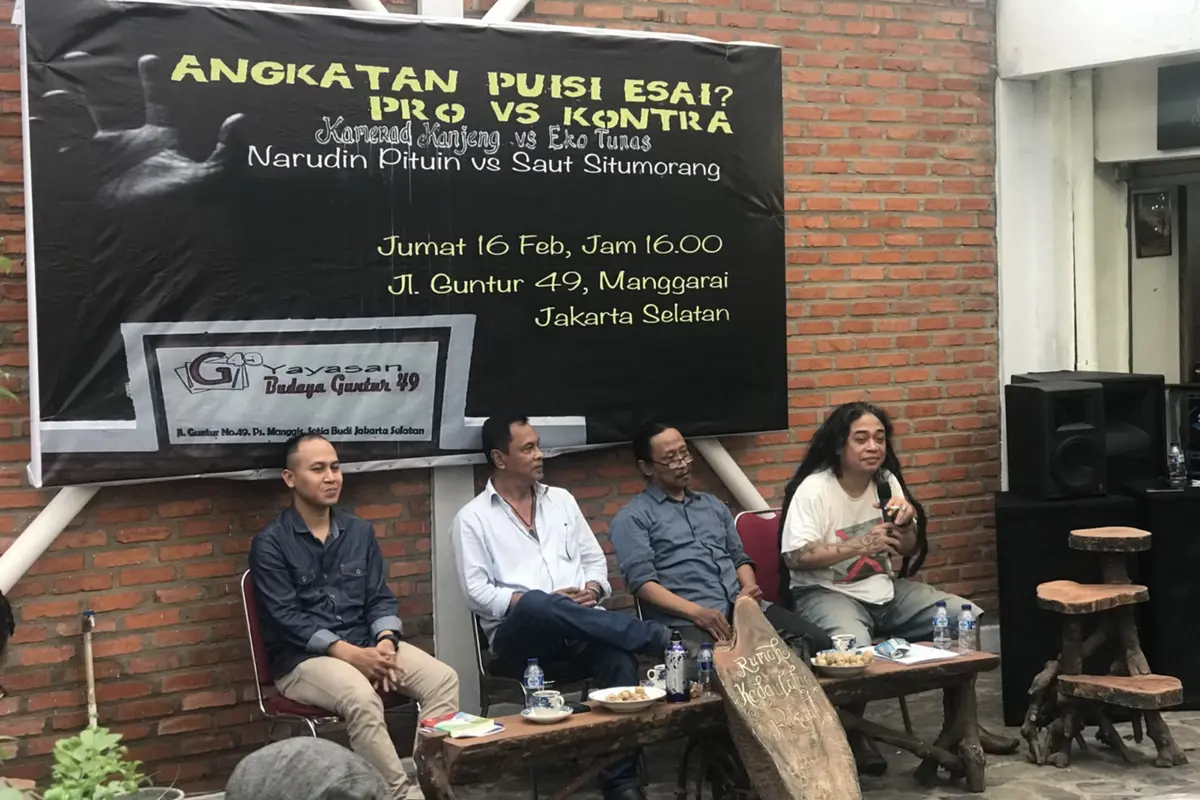 Debat Angkatan Puisi Esai Pro Vs Kontra (Dokumentasi Febri Irdian)