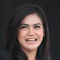 Indah Indriana  bermain di sinetron Orang Ketiga.
