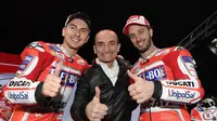 Jorge Lorenzo bersama Andrea Dovizioso dan CEO Ducati Claudio Domenicali. (Crash)