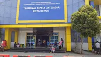 Menjelang H-5 Hari raya Idul Fitri penumpang di terminal Jatijajar, Kota Depok, mengalami peningkatan.