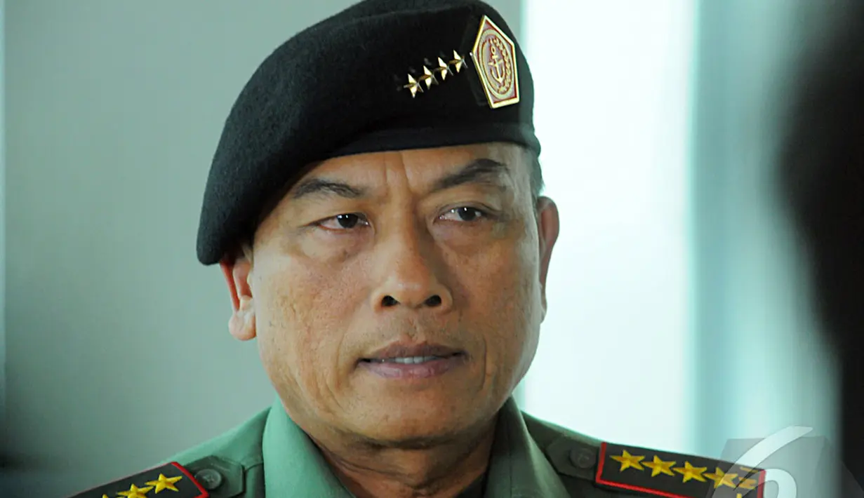 Moeldoko akan ikut menerjunkan kekuatan penuh TNI untuk pengamanan. Selain pasukan TNI, pelantikan pun akan dijaga ketat kepolisian demi memastikan kelancaran acara, Jakarta, Selasa (14/10/2014) (Liputan6.com/Faisal R Syam) 