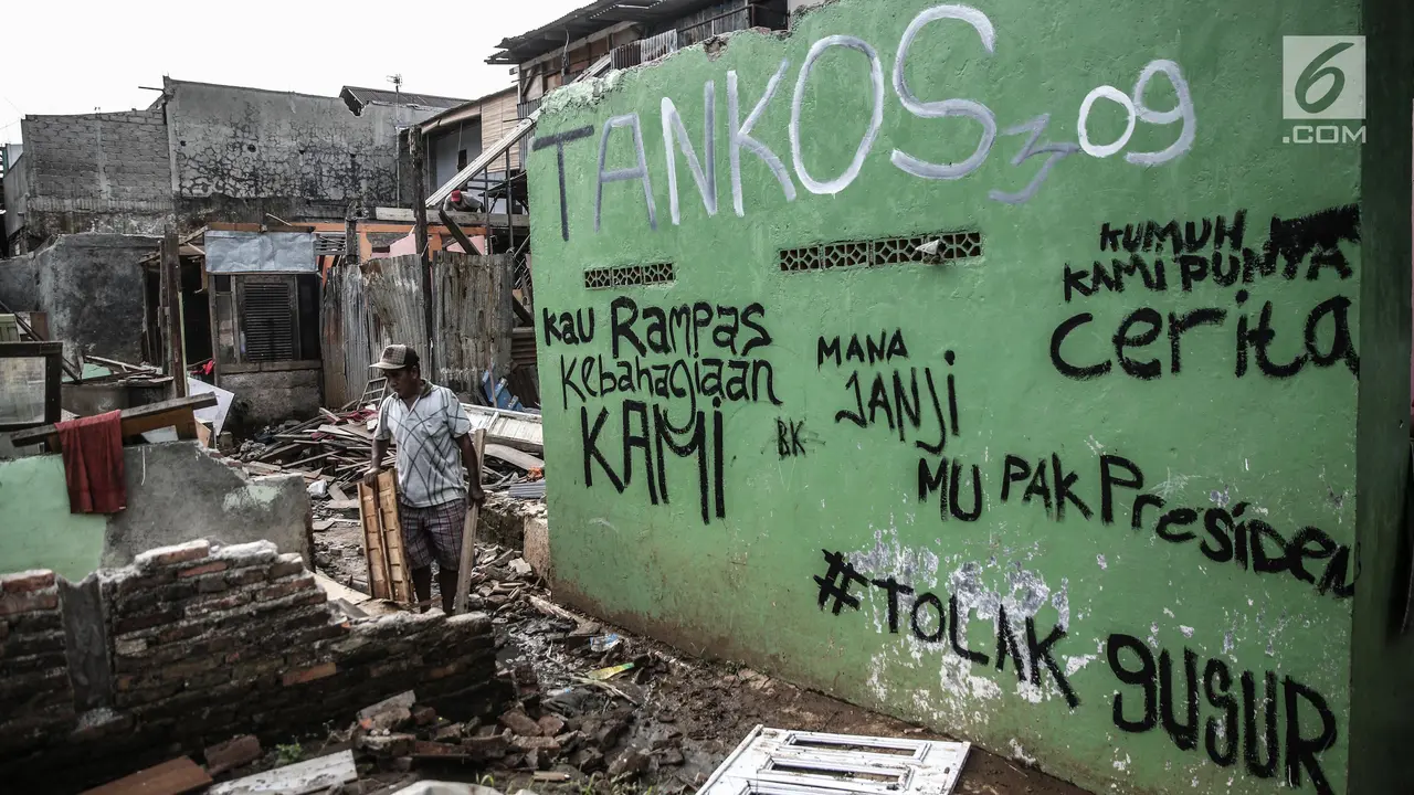 Mural Curahan Hati Warga Bantaran Ciliwung yang Terkena Gusur
