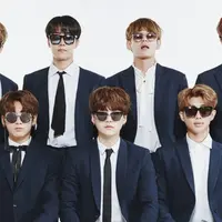 BTS kembali mengejutkan para penggemarnya dengan Fake Love versi terbaru. Dari sisi musik, lagu Fake Love versi terbaru ini benar-benar berbeda dengan lagu aslinya. (Foto: soompi.com)