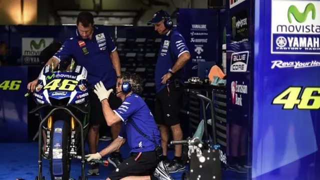 Pit box rider Movistar Yamaha, Valentino Rossi.