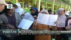 Sejumlah orangtua siswa melakukan aksi protes ke SDN Jatibogor 1 Tegal karena anak mereka tidak naik kelas. Apa sebabnya?