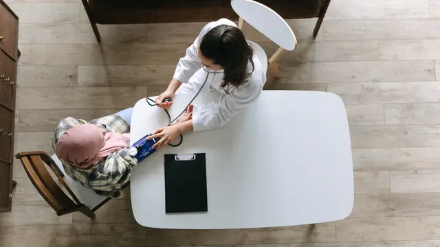 Marshanda Umumkan Idap Tumor Payudara, Kenali Penyebab dan Gejalanya Sejak Dini