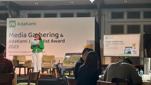 Media Gathering AdaKami