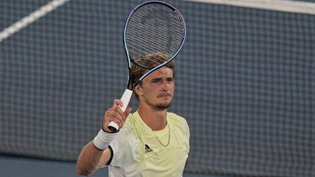 FOTO: Reaksi Alexander Zverev Usai Taklukkan Novak Djokovic di Olimpiade Tokyo 2020