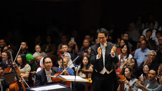 Twilite Chorus 30th Anniversary Concert. (ist)