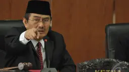 Sidang berlangsung terbuka yang dipimpin oleh Ketua DKPP, Jimly Ashiddiqie. Sidang juga menghadirkan pihak pengadu dan teradu, Jakarta (2/9/2014) (Liputan6.com/Panji Diksana)