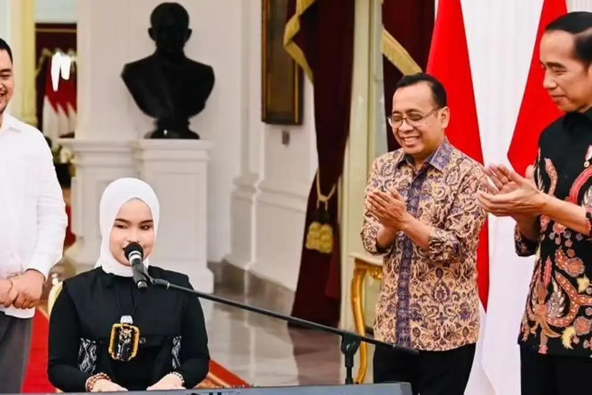 Penampilan Putri Ariani di hadapan Presiden Jokowi. (Foto: Dok. Instagram @jokowi)