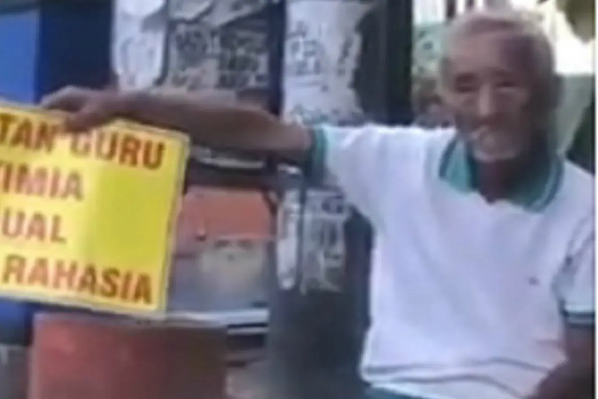 Kisah Tragis Mantan Guru Kimia Ngasong di Jalanan