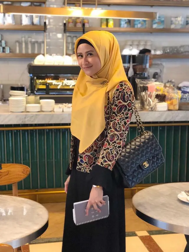 Tampilan Mantan Istri Mayor Teddy,  Wita Nidia Hanifah. dok. [@witanidiahanifah]