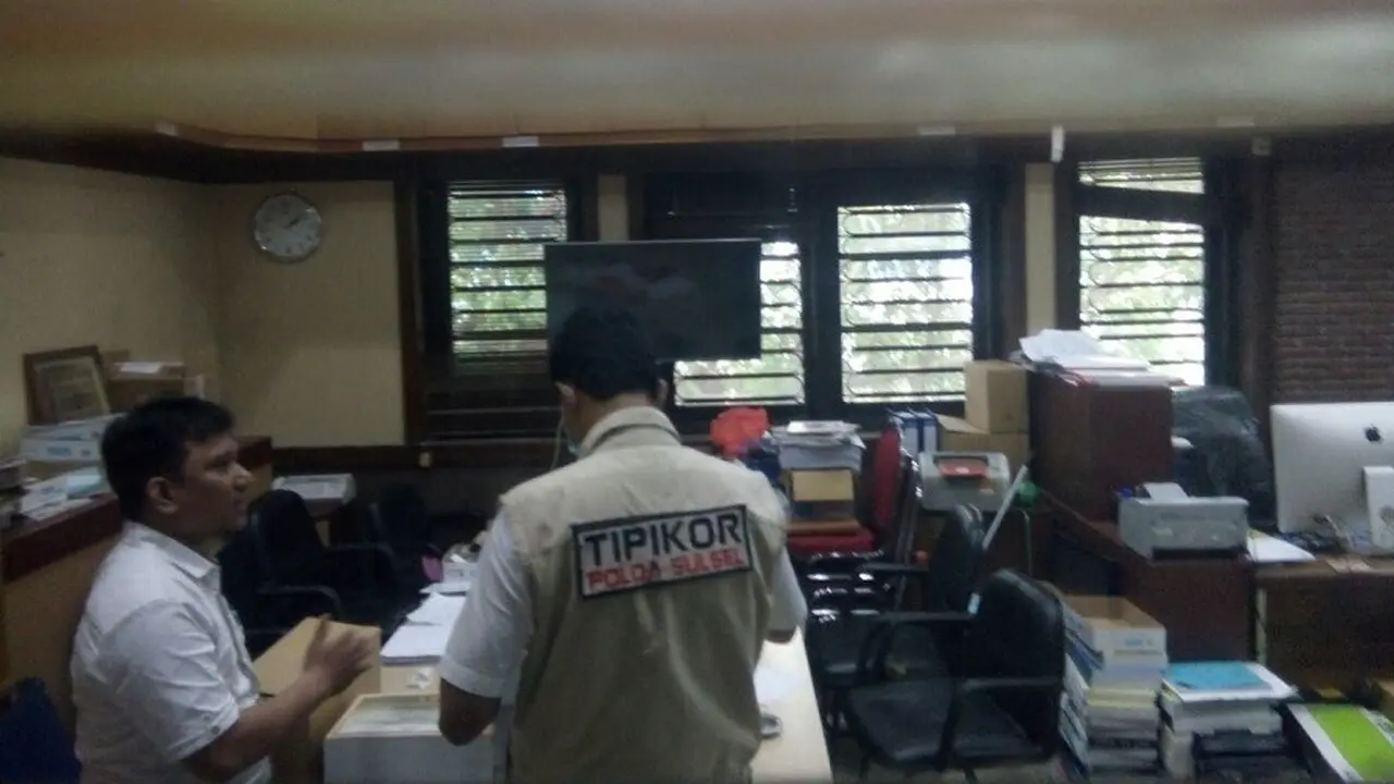 Dua Kasus DUgaan Korupsi Lingkup Pemkot Makassar diselidiki polisi (Liputan6.com/ Eka Hakim)