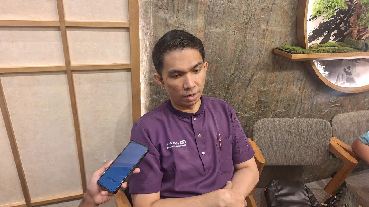 Doctor’s Interview “Tindakan Advance dengan Prosedur Tanpa Bedah untuk Penanganan Penyakit Jantung Bawaan (PJB)” bersama dr. Asmoko Resta Permana, SpJP(K), Subsp. Ped.PJB(K). (Foto: Adinda Retno Aryani/Liputan6.com)