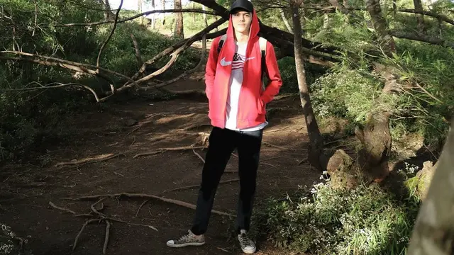 7 Potret Terbaru Rizky Djanbi, Mantan Kekasih Ochi Rosdiana Saat Traveling di Alam