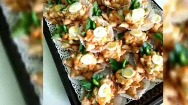 Pedagang kue merugi 350 buah pastel