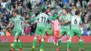 7. Real Betis - 29 poin (AFP/Christina Quicler)