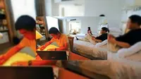 Seorang ibu menyewa hotel khusus yang diatur oleh seorang pakar fengshui agar putranya lulus ujian perguruan tinggi. (Shanghaiist)