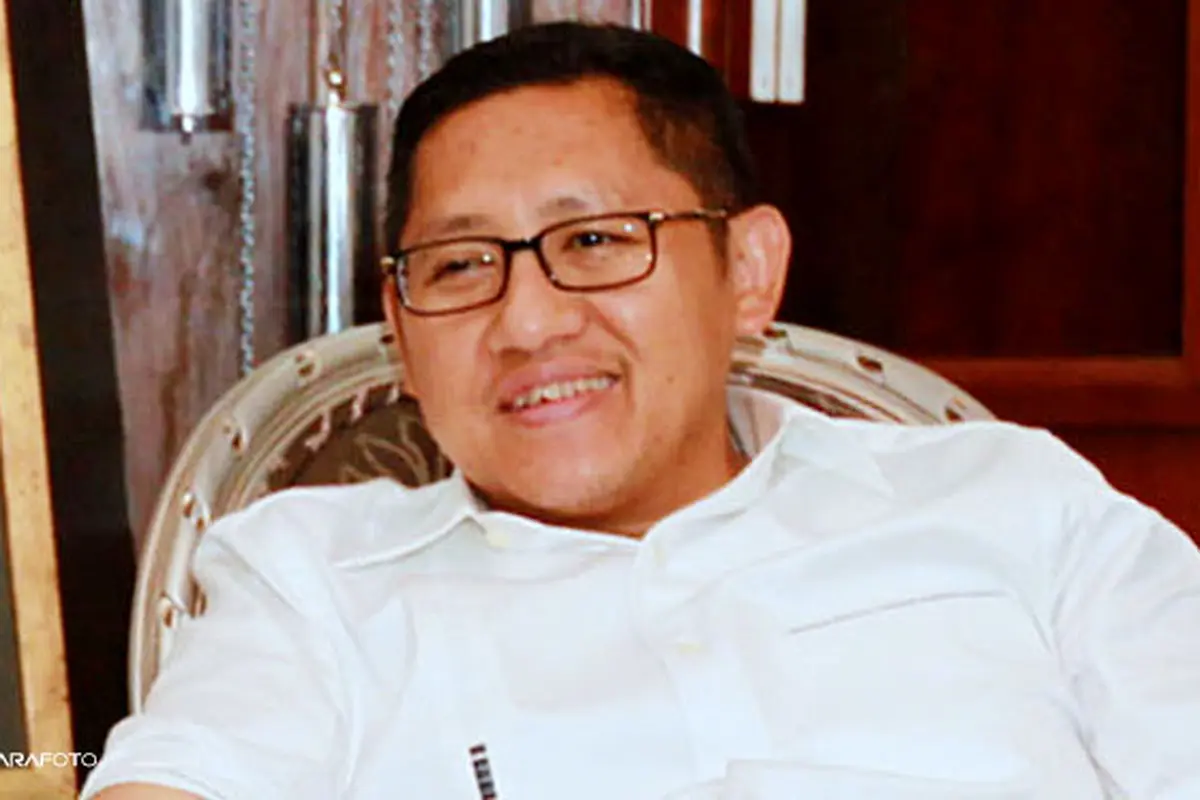 anas-santai130225b.jpg