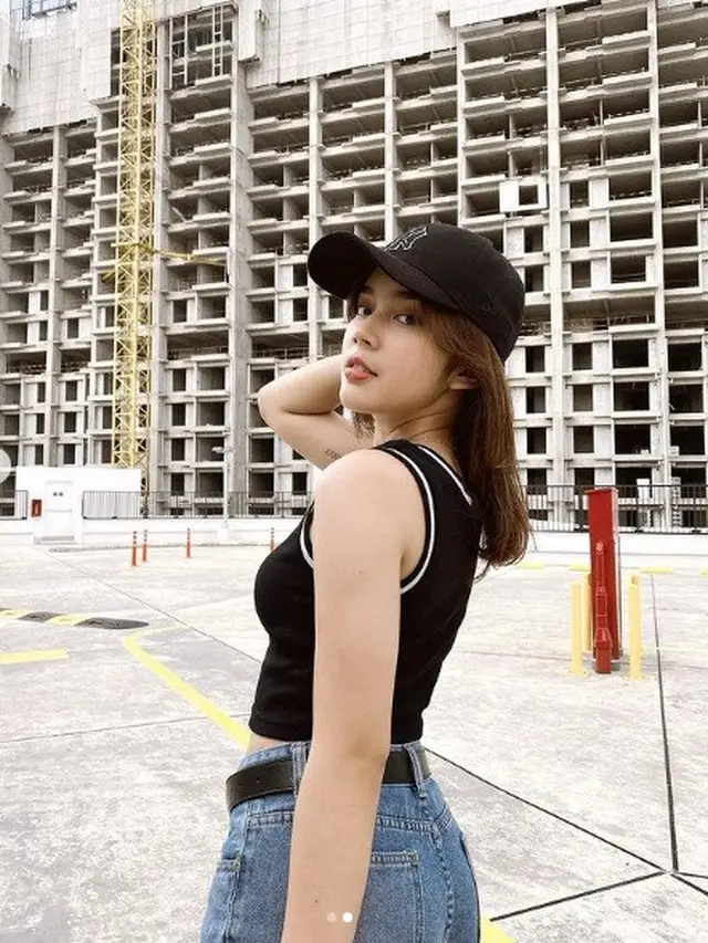 7 Potret Terbaru Fay Nabila, Debut dalam Girlgrup Girls Girls