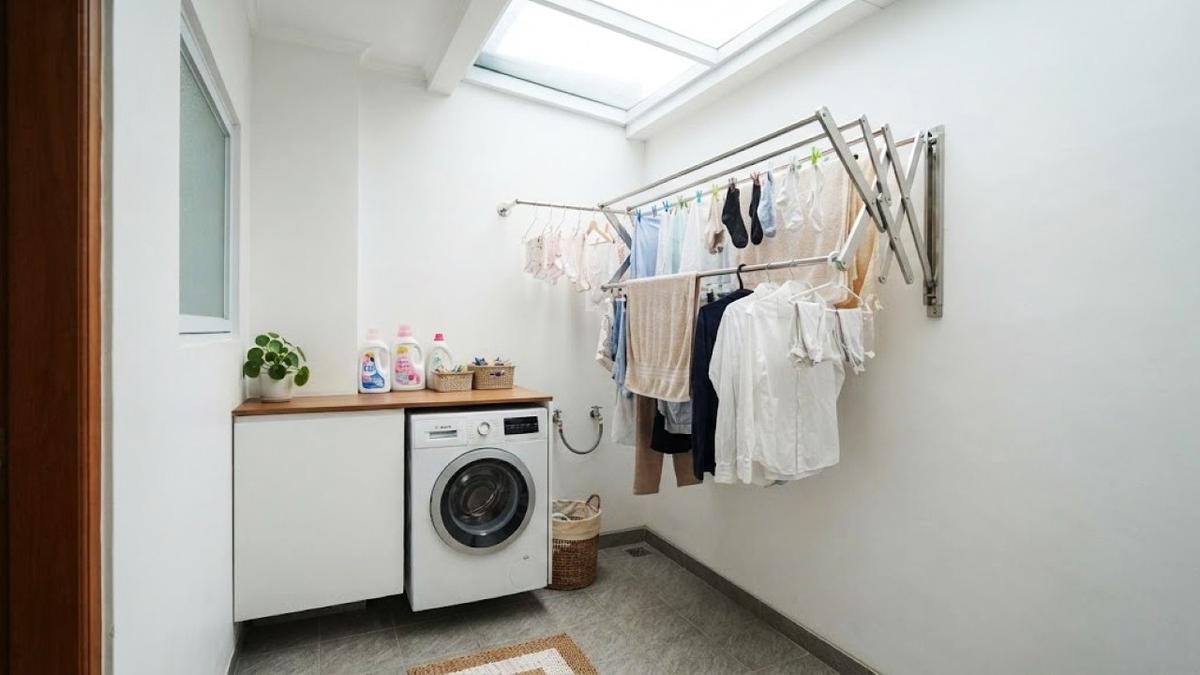 8 Desain Ruang Jemur Tertutup untuk Rumah Sempit yang Rapi dan Murah, Baju Cepat Kering