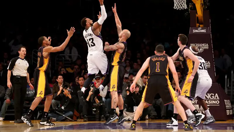 Ukir Rekor, Lakers Atasi Kings