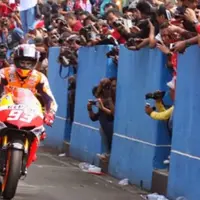 Aksi pembalap MotoGP Marc Marquez di Sirkuit Sentul 