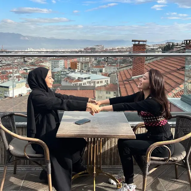 6 Potret Persahabatan Natasha Wilona dan Bella Nabilla, Kenal Sejak Main Sinetron