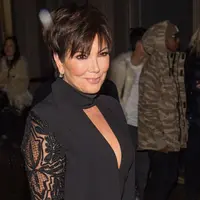 Nama Drake, seorang rapper yang sempat dikabarkan menjalin hubungan dengan Jennifer Lopez ini adalah pria yang hadir di pikiran Kris Jenner. Sebagai ibu, Kris inginkan yang terbaik untuk masa depan anaknya. (AFP/Bintang.com)