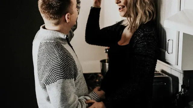 Ilustrasi Relationship