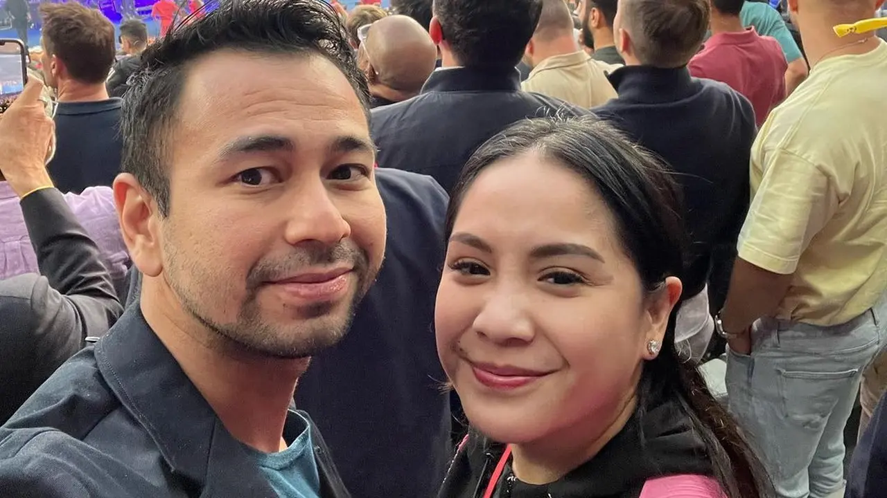 7 Momen Raffi Ahmad dan Nagita Slavina Nonton Final Liga Champions 2022, Seru Abis