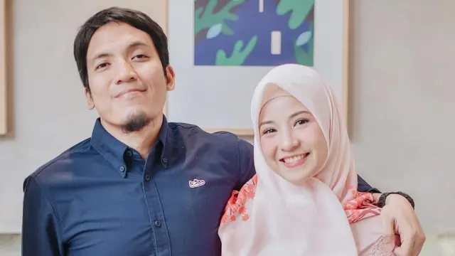 [Bintang] Natasha Rizki dan Desta