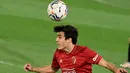 Meski tidak mendapatkan banyak bola, Osasuna sempat mengancam gawang Madrid melalui tembakan Sanchez, namun peluang ini berhasil diamankan oleh Courtois. (Foto: AFP/Javier Soriano)