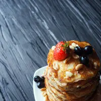 pancake kacang/copyright: unsplash/maria mekht