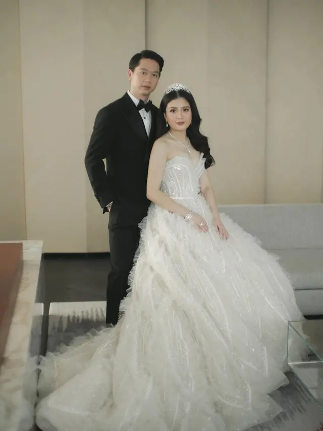 8 Potret Detail Penampilan bak Princess Valencia Tanoesoedibjo Dibalut Gaun Klasik di Resepsi Pernikahan