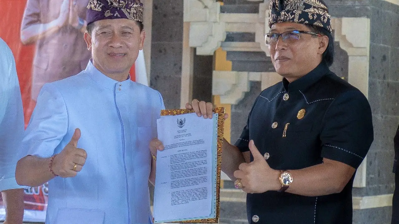 Gelar Program Badung Angelus Buana, Bupati Giri Prasta Gelontorkan Hibah dan BKK ke Klungkung hingga Rp 105, 3 Miliar