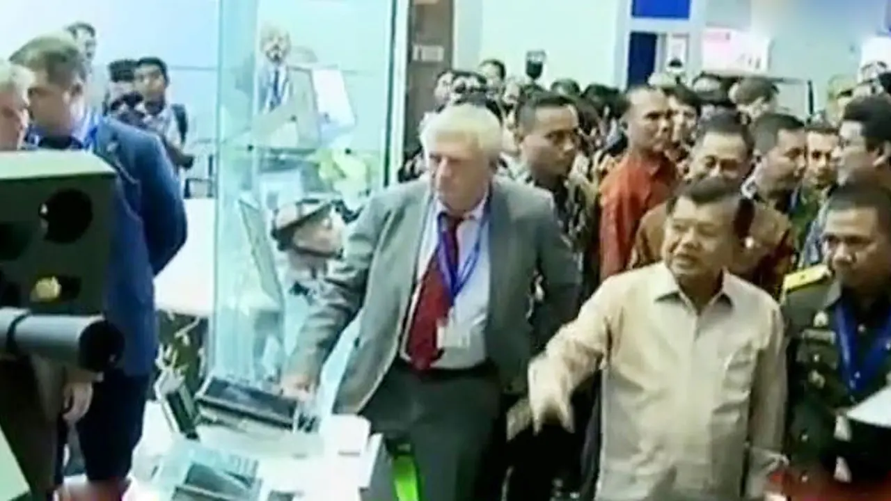 Segmen 3: Wapres Jusuf Kalla Buka Pameran Indo Defence 2016