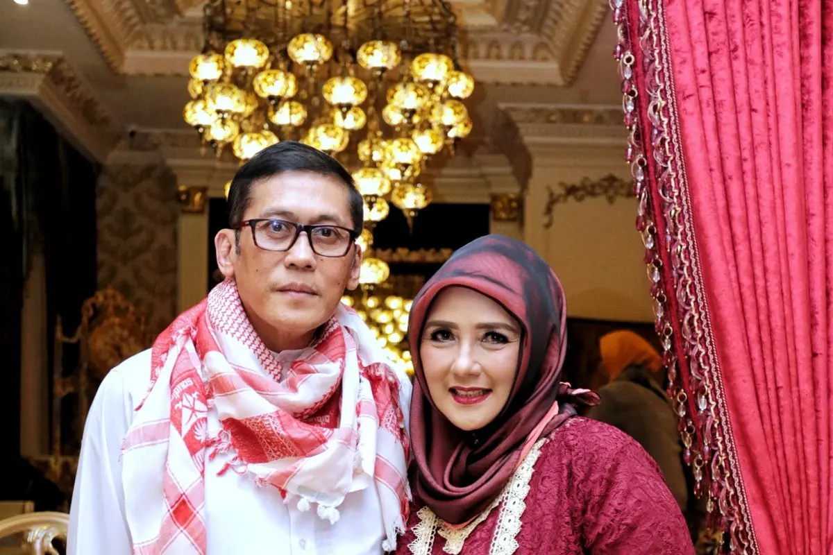 [Bintang] Pangky Suwito dan Yatie Octavia